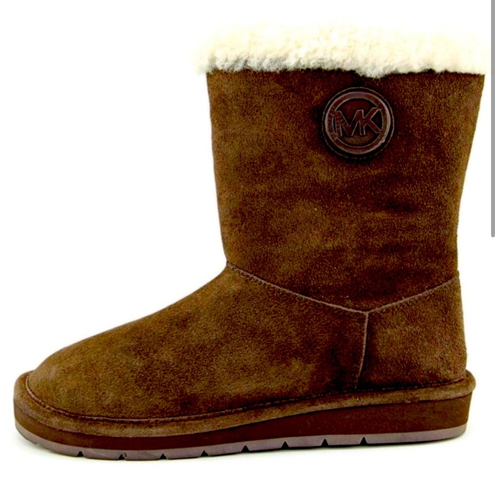 Michael Kors Size 10 MK Brown
Suede Leather Winter Boots Sheep
Fur Lined Booties - Picture 12 of 12
